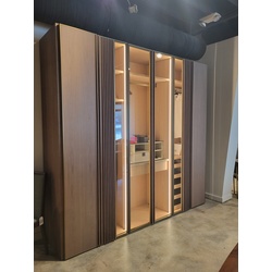 Nara Wardrobe