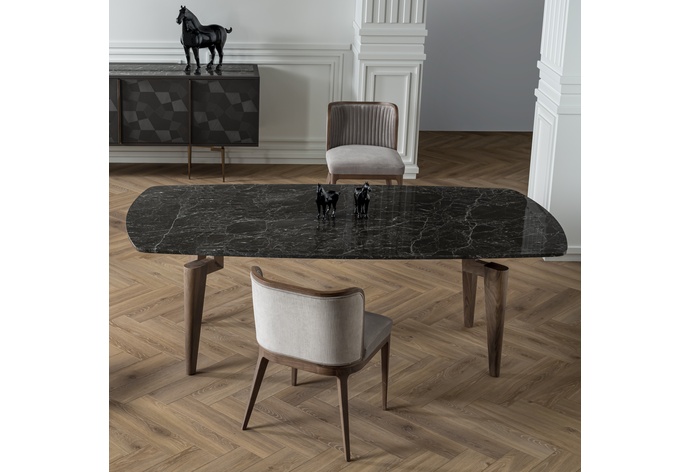 Nikea Dining Table