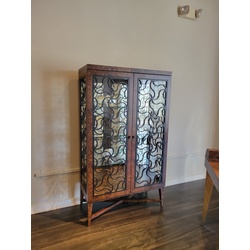 Alhambra Vitrine