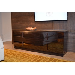 Linea Dresser Showroom Sample