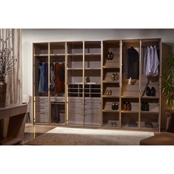 Essencial Wardrobe Showroom Sample