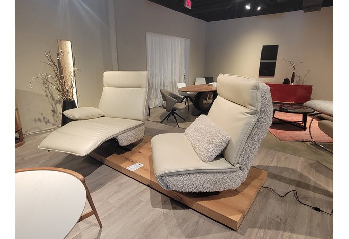 Evino Motorized Recliner Sofa